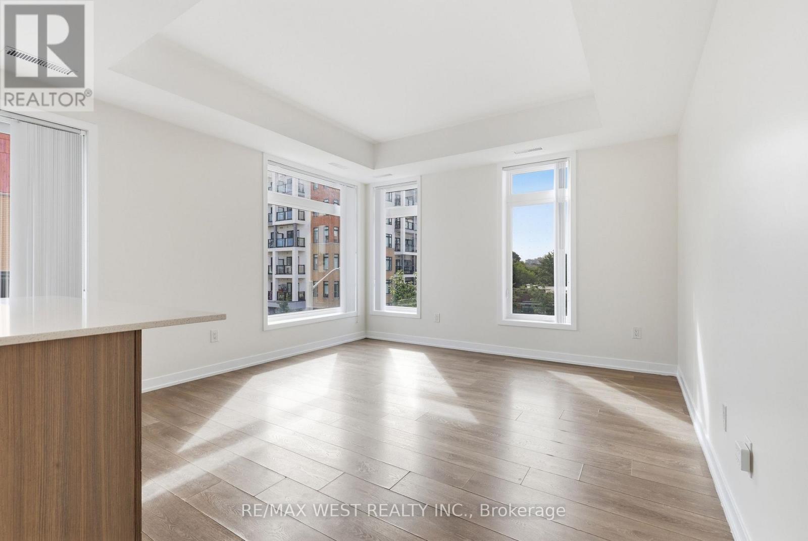 302- 130 Canon Jackson Drive, Toronto, ON photo 11