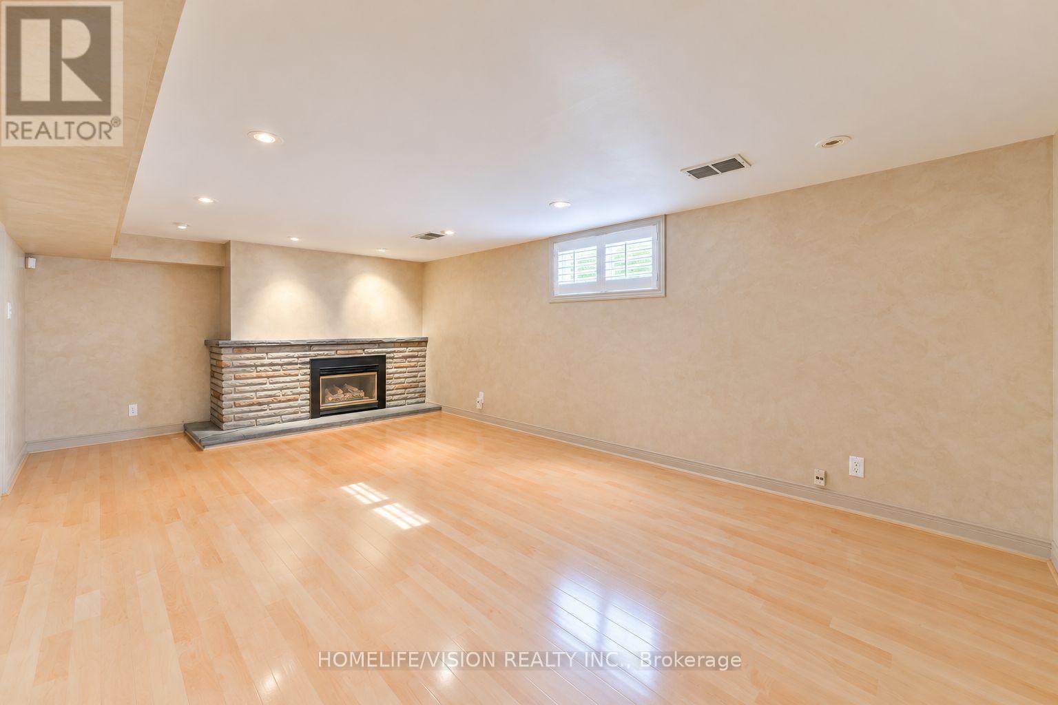 11 LARSTONE AVENUE - 27