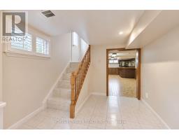 11 Larstone Avenue, Toronto, ON M8Z2N5 Photo 23