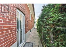 11 Larstone Avenue, Toronto, ON M8Z2N5 Photo 32