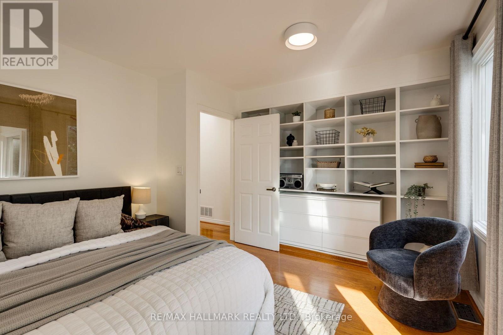 63 Chester Avenue — photo 16