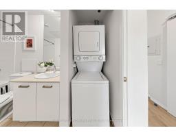 204 - 832 Bay Street, Toronto, ON M5S1Z6 Photo 34