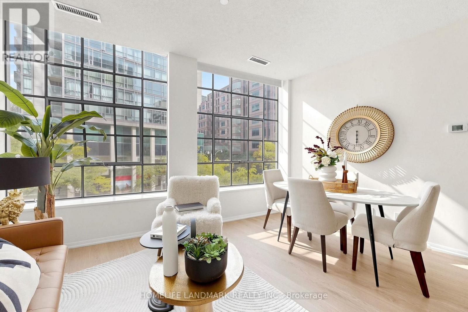 204- 832 Bay Street, Toronto, ON photo 7