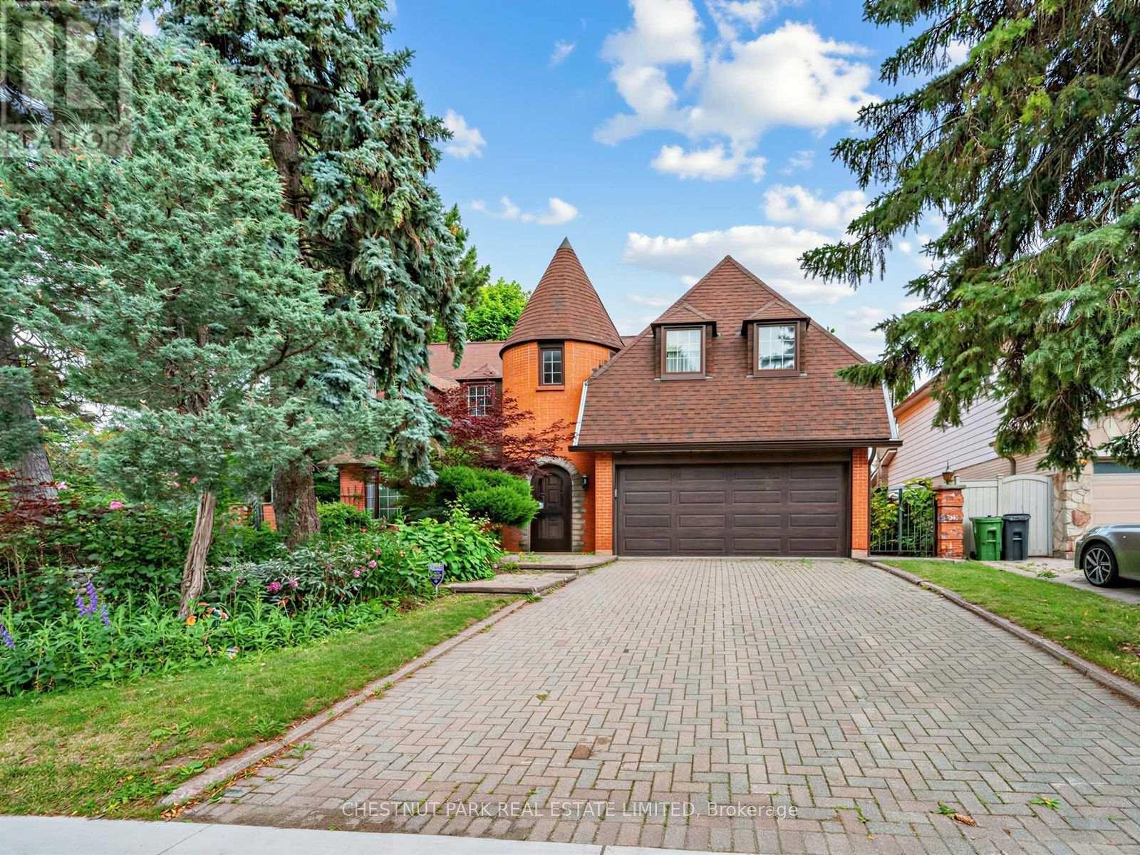 59 Chipstead Road, Toronto, ON photo 2
