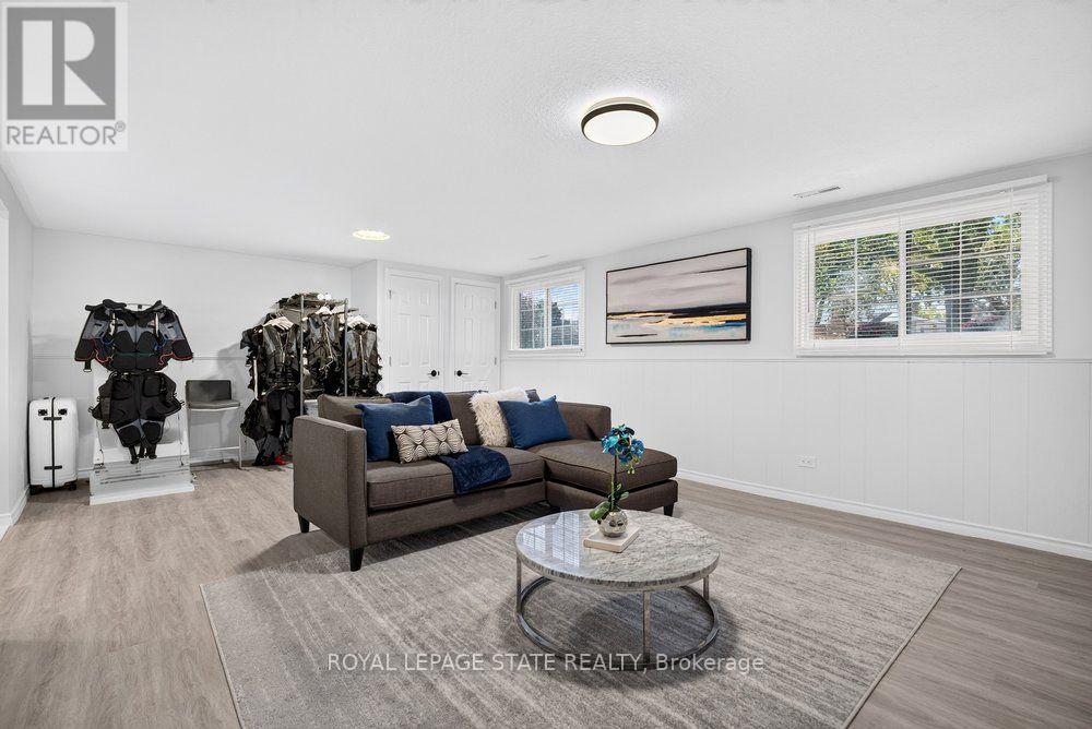 3 REGATTA DRIVE - 39