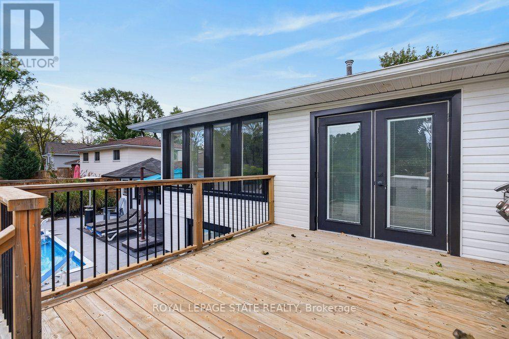 3 REGATTA DRIVE - 48