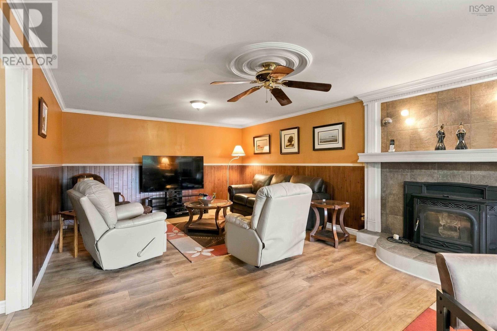 Property 34 of 47 of 9 Evans Court