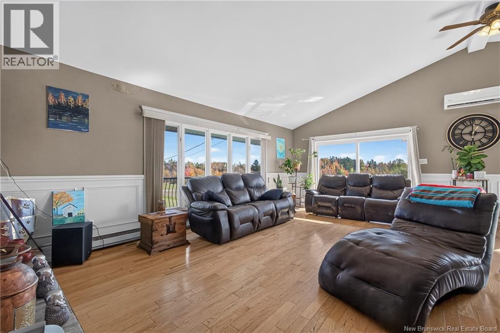 800 Haut-Saint-Antoine Road - 6