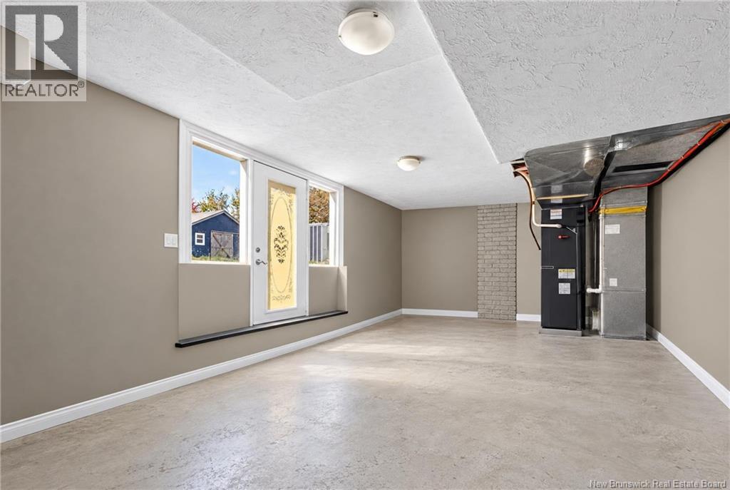 800 Haut-Saint-Antoine Road - 24