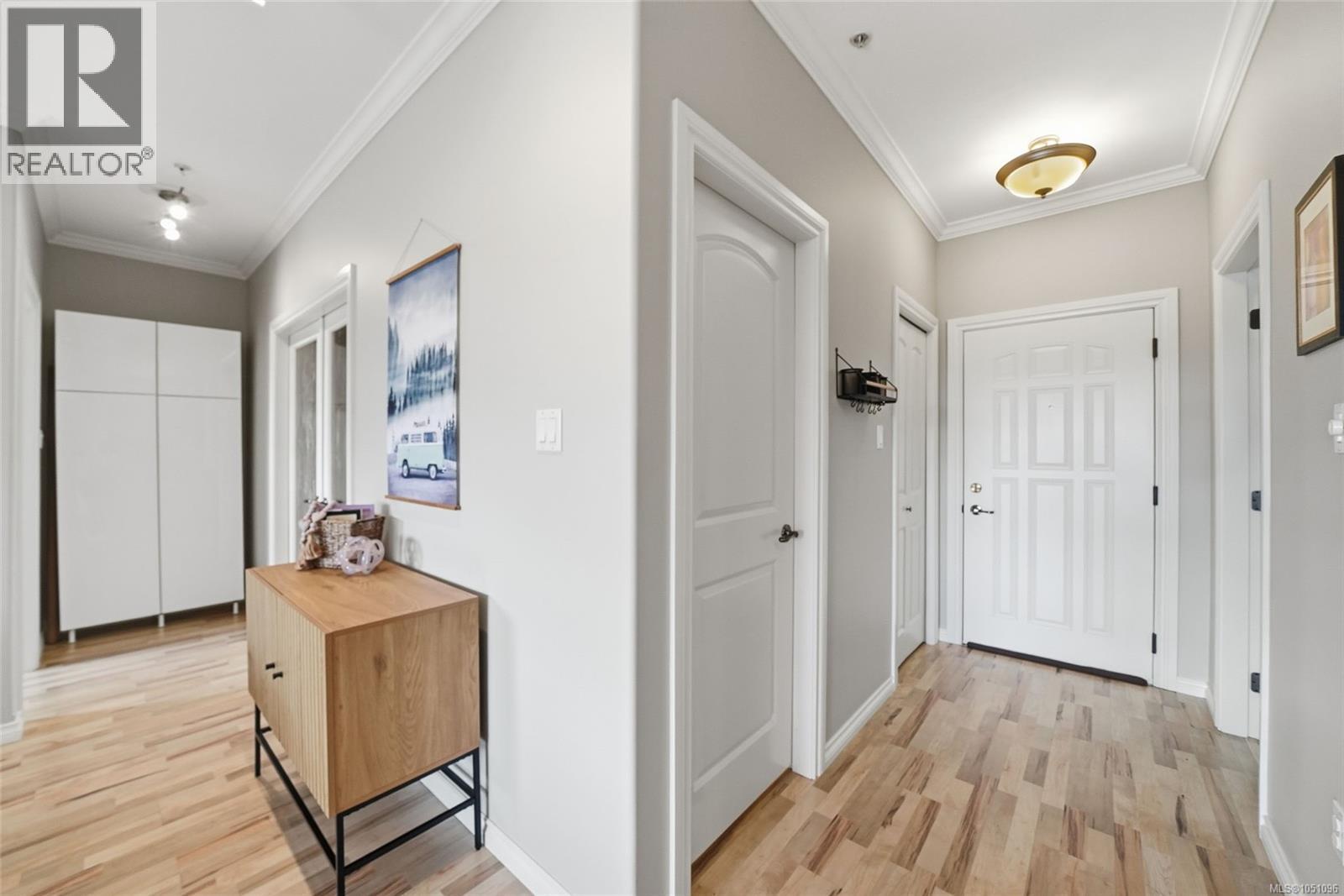 205 399 Wembley Rd, Parksville - Image 1
