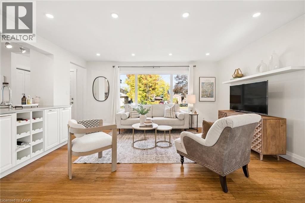113 ADELAIDE Street - 14