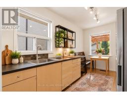 241 Churchill Avenue, Toronto, ON M2R1E2 Photo 11