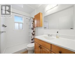 241 Churchill Avenue, Toronto, ON M2R1E2 Photo 14