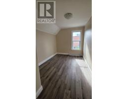 22 Manilla Ter, Sault Ste  Marie, ON P6A1J2 Photo 11