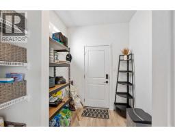 894 Miners Boulevard W - photo 17