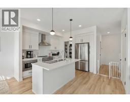 894 Miners Boulevard W - photo 9