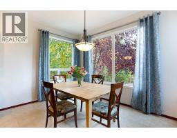 66 Cougarstone Close Sw, Calgary, AB T3H5J4 Photo 12