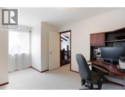 66 Cougarstone Close Sw, Calgary, AB T3H5J4 Photo 28