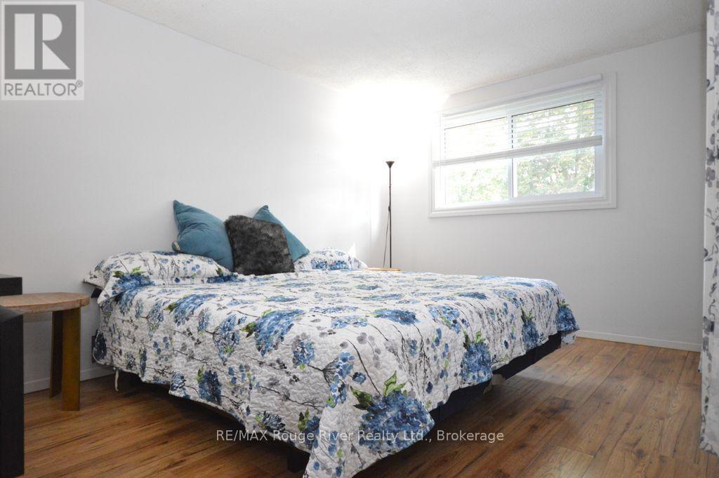 1084 Norman Crescent, Oshawa, ON photo 10