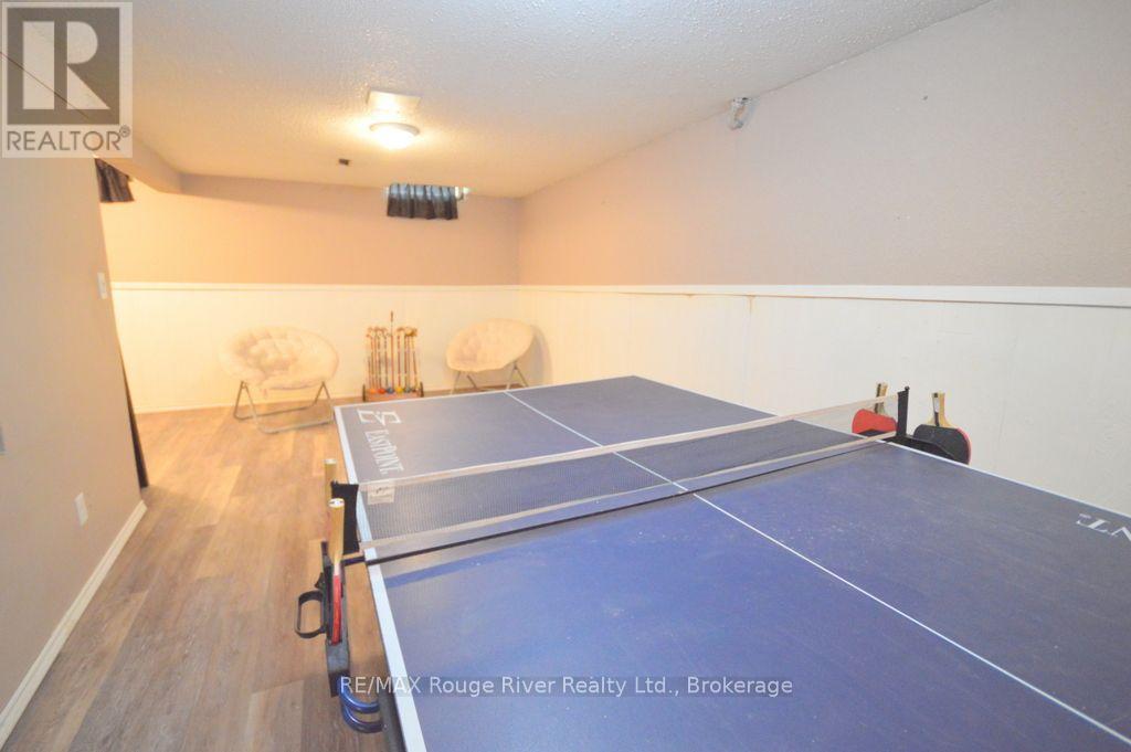 1084 Norman Crescent, Oshawa, ON photo 18