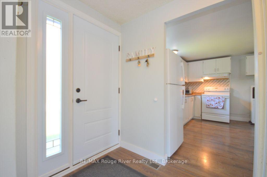 1084 Norman Crescent, Oshawa, ON photo 6