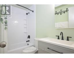 1084 Norman Crescent, Oshawa, ON L1H7X1 Photo 11