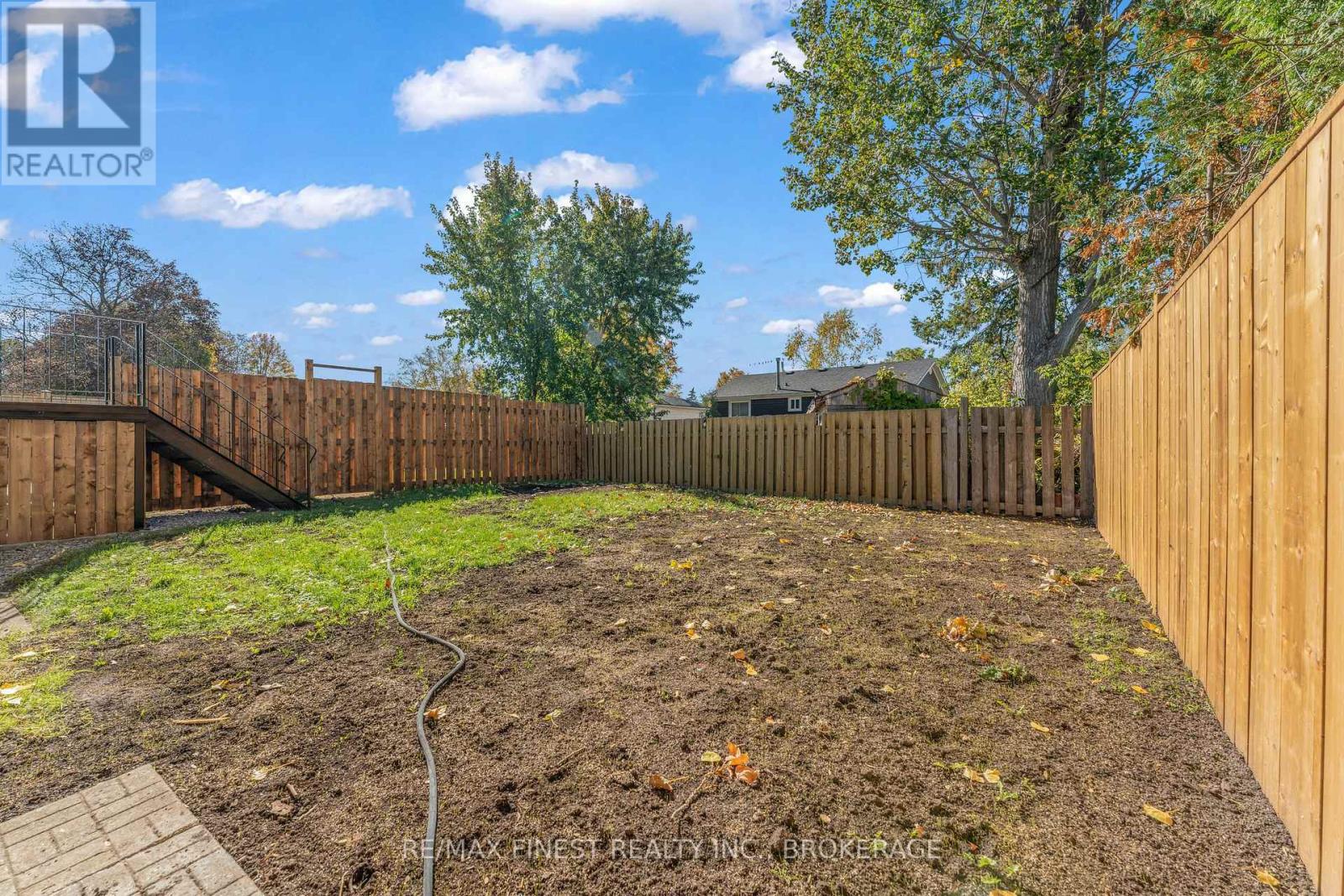 1600 Anne Street — photo 23
