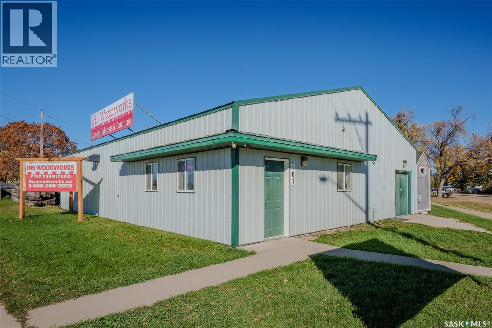 101 Main STREET, Borden