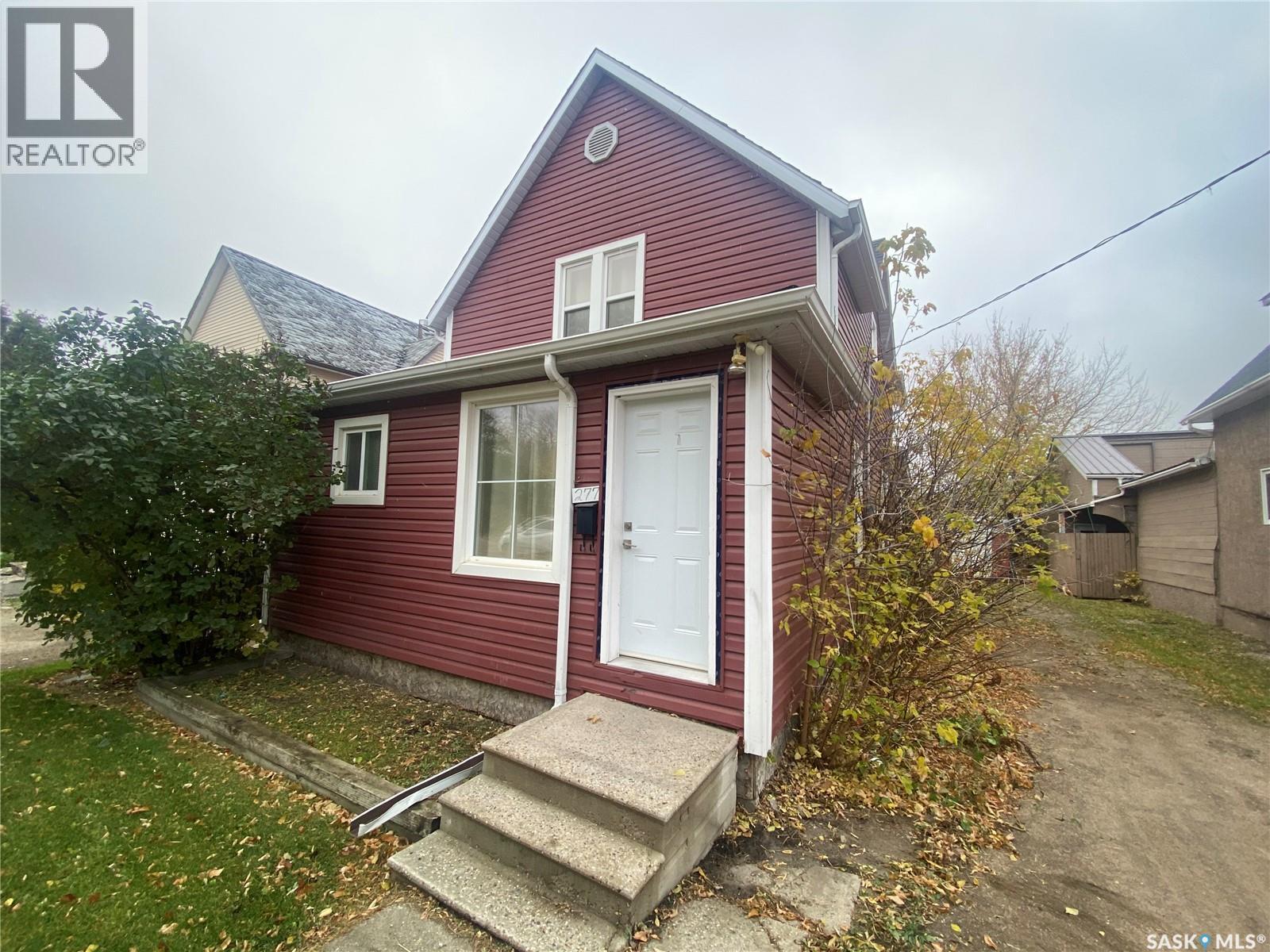 277 Fourth AVENUE N - 1