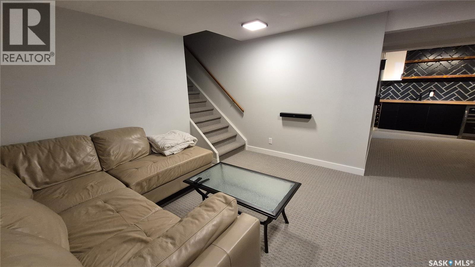 353 Lockwood ROAD - 38