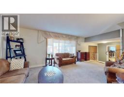 2pc Bathroom - 353 Lockwood Road, Regina, SK S4S6E5 Photo 6