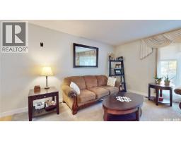 Primary Bedroom - 353 Lockwood Road, Regina, SK S4S6E5 Photo 7