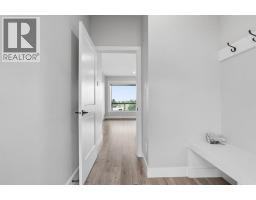 304 Grassland Boulevard W - photo 19