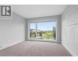 304 Grassland Boulevard W - photo 33