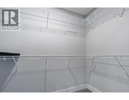 304 Grassland Boulevard W - photo 36