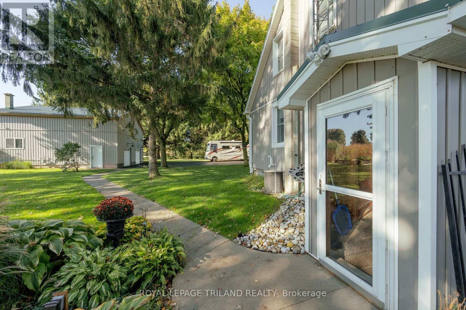 17459 Evelyn Drive — photo 13