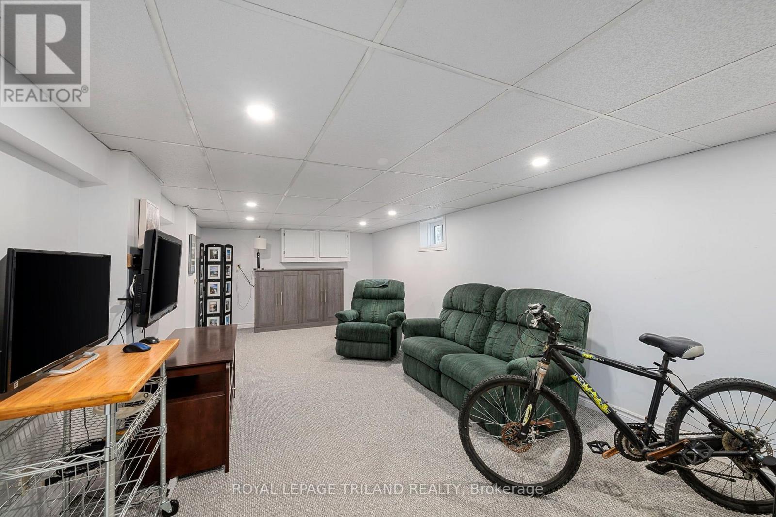 17459 Evelyn Drive — photo 44