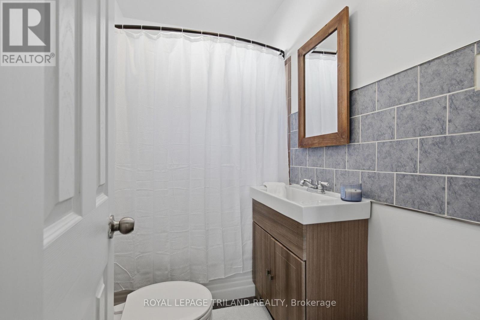 191 BARKER STREET - 27
