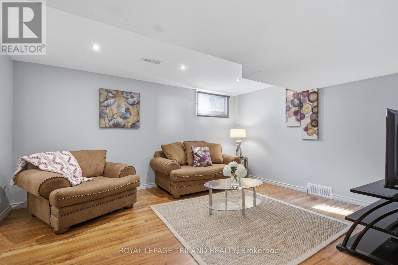 191 BARKER STREET - 30