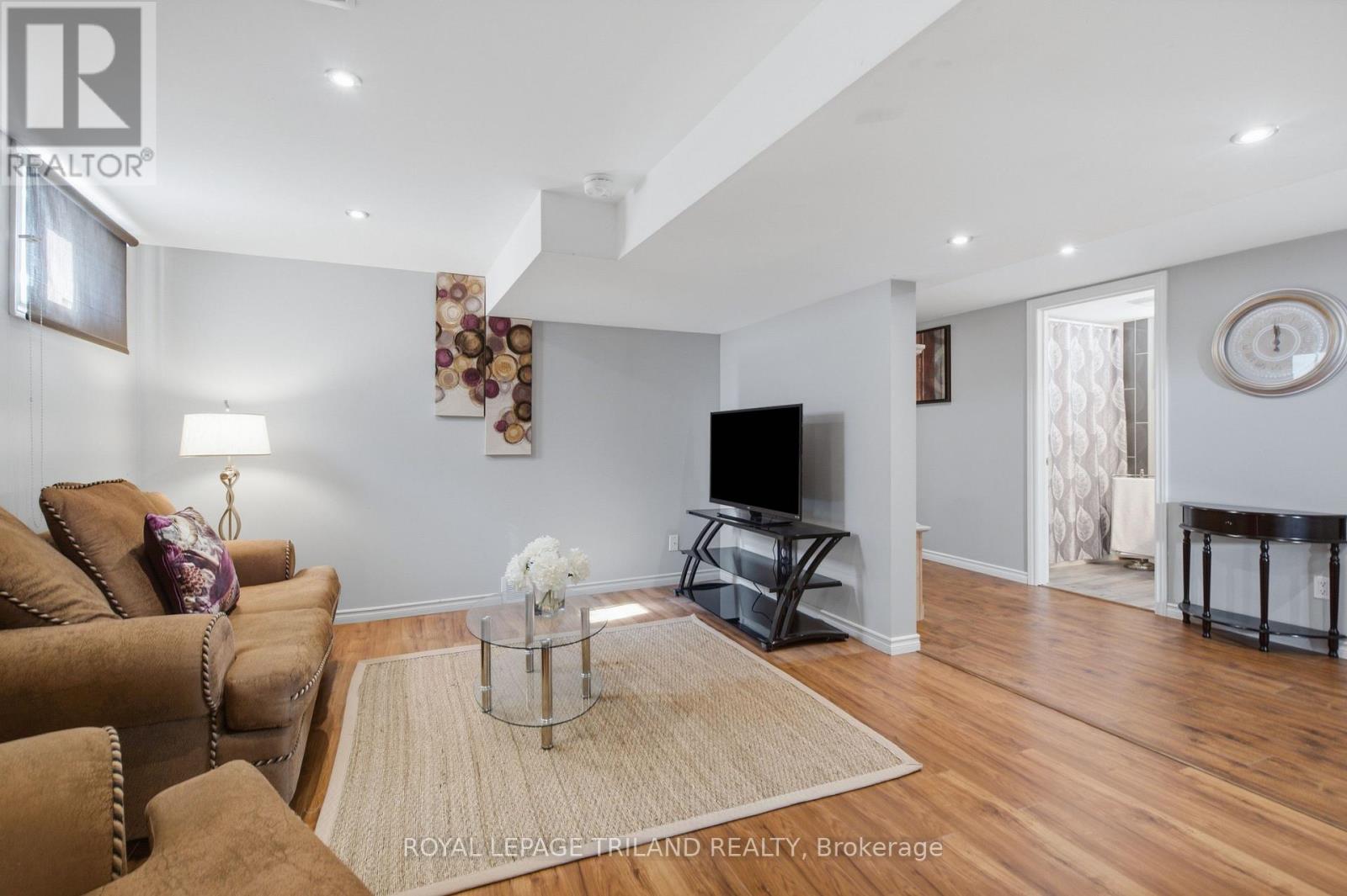 191 BARKER STREET - 31