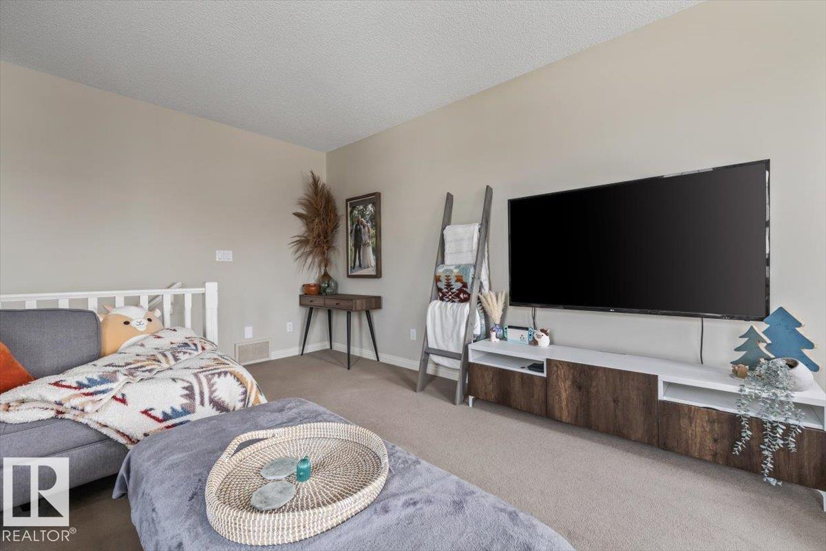 104 BECKER CR, photo 19 of 55