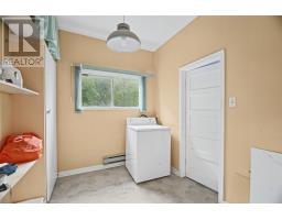 63 Waterford Bridge Road thumbnail 13