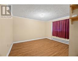 63 Waterford Bridge Road thumbnail 19