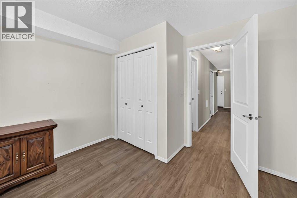 #1420 505 Railway Street W - 25