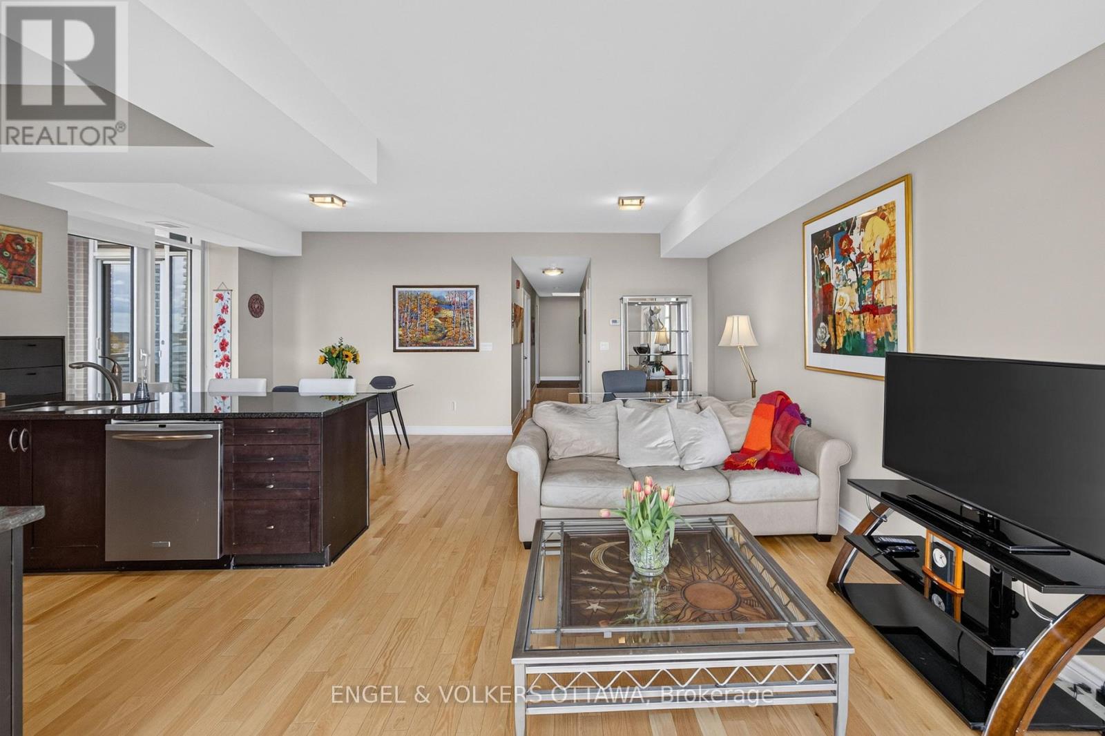 401 Golden Avenue — photo 23
