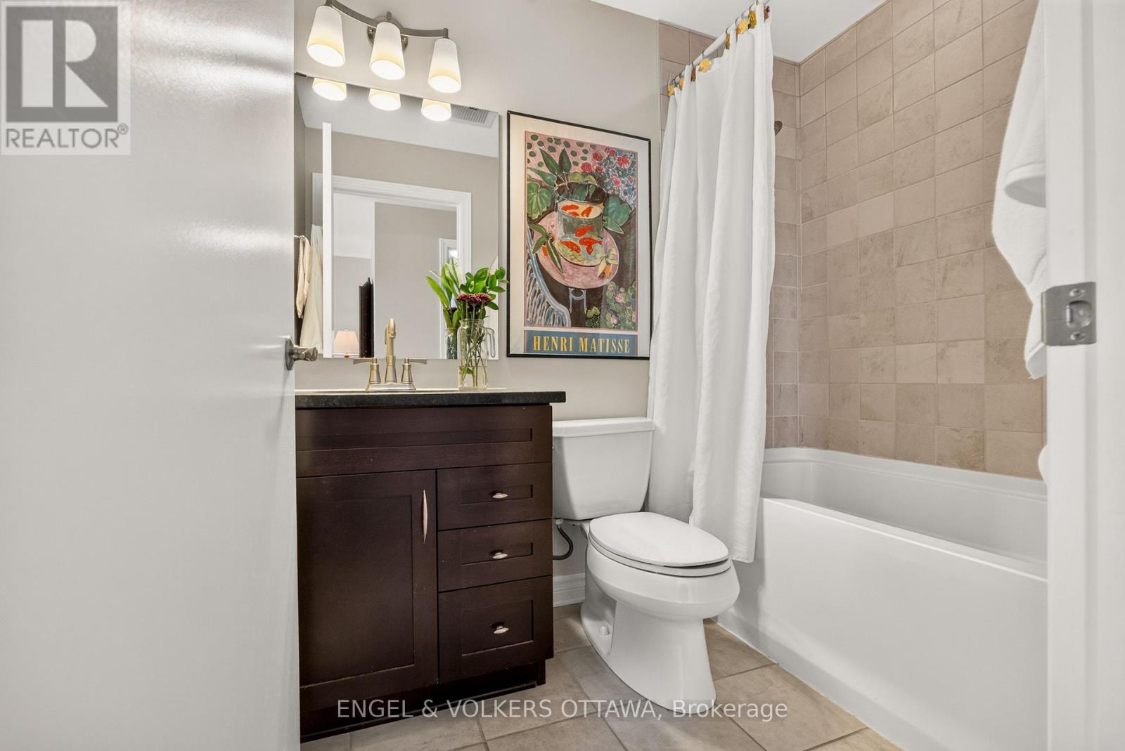 401 Golden Avenue — photo 28
