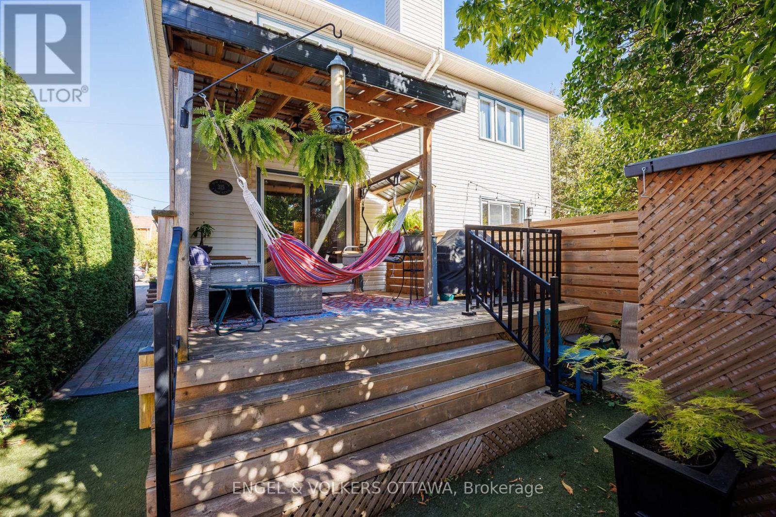 14 Prince Albert Street — photo 40