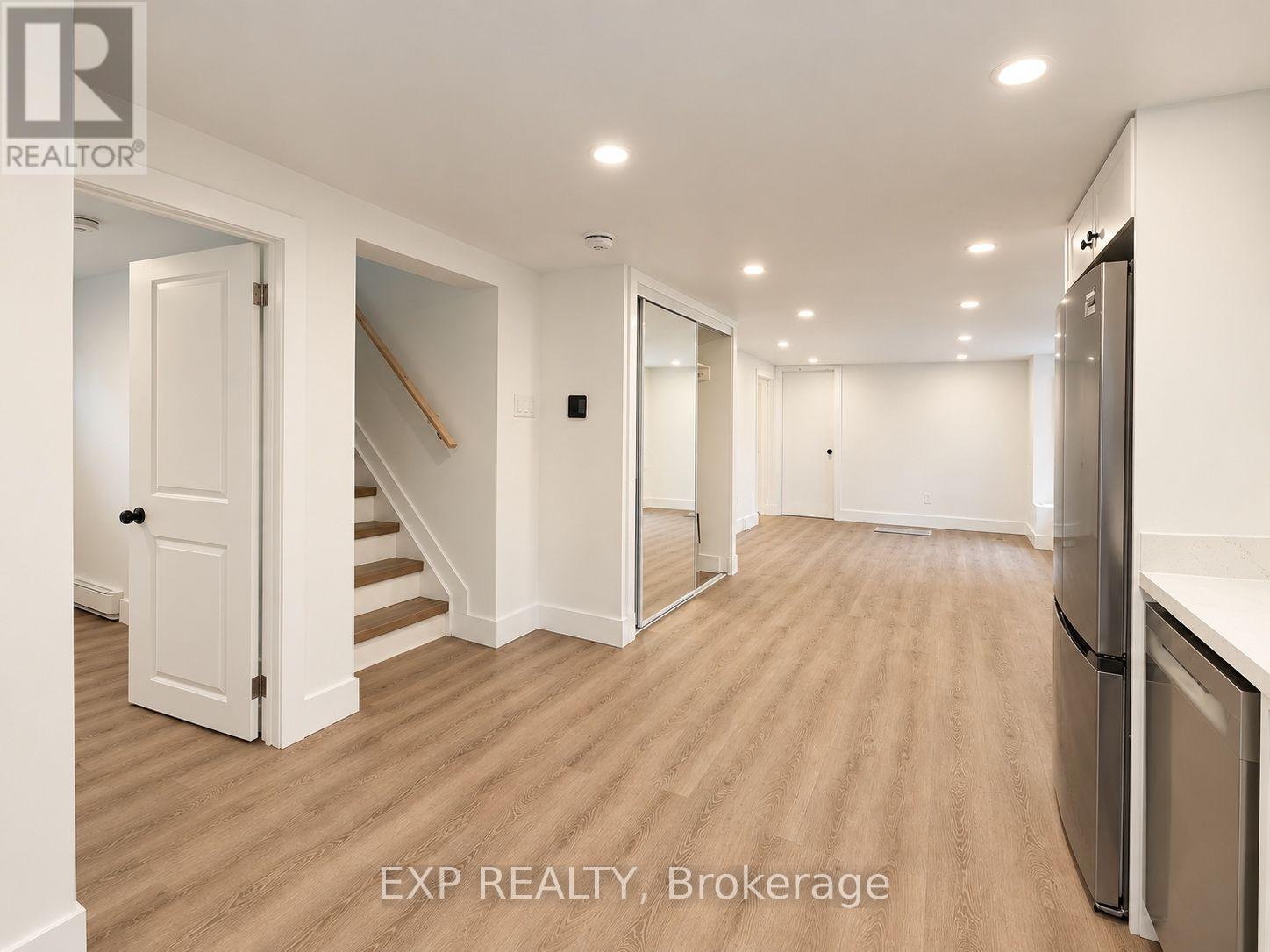 1136 Deer Park Road — photo 17