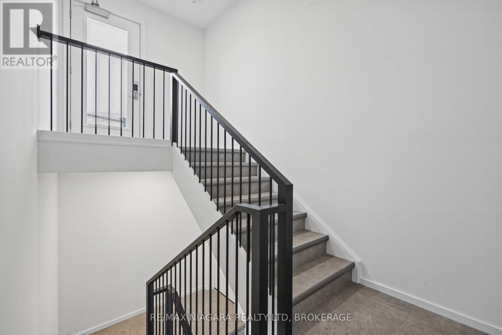89 Sixth Street — photo 33