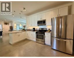 412 301st Street, Marysville, BC V1A3H1 Photo 22